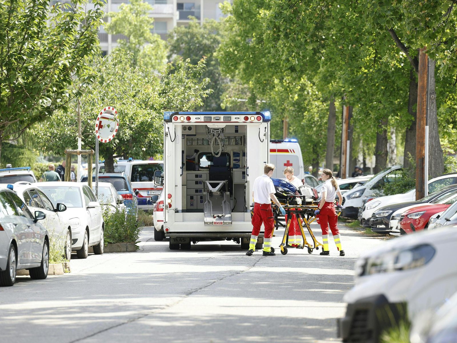 Schutter doodt 10 mensen bij schoolschietpartij in Graz, Oostenrijk; aanvaller overleden