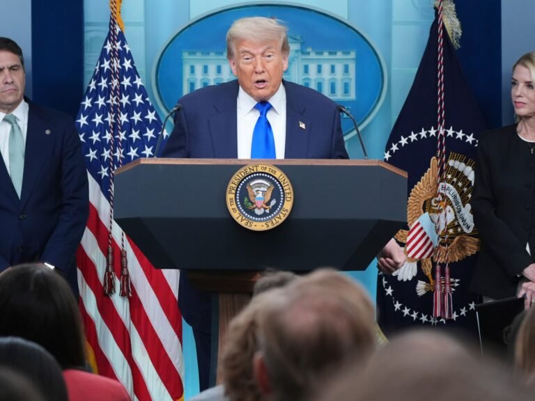 Trump Herhaalt Kernpunten over Iran's Kernwapens, Ondanks Heersende Vragen