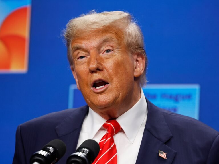 Trump en de Amerikaanse inlichtingendiensten: Iran is slechts het nieuwste hoofdstuk