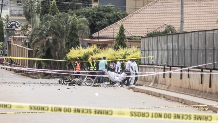 Twee verdachte Oegandese rebellen gedood bij explosie in Kampala