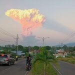 Uitbarsting van de Lewotobi Laki-laki vulkaan in Indonesië, alarm op het hoogste niveau