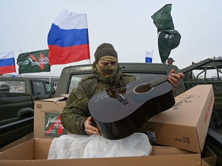 Wordt de enorme omvang van Rusland een nadeel in de oorlog tegen OekraĆÆne?