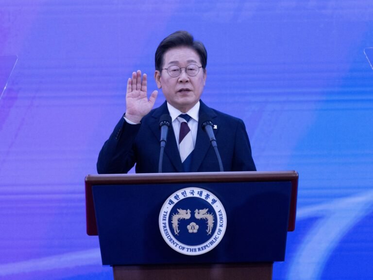 Zuid-Korea's Lee belooft 'wonden te helen' in zijn eerste toespraak als president