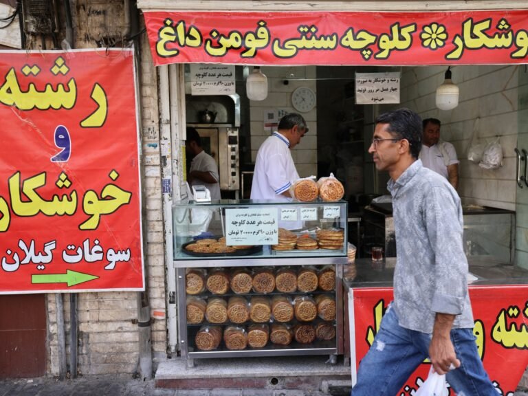 ‘Het is geen vrede – het is een pauze’: Iraniërs zijn sceptisch over de duurzaamheid van het staakt-het-vuren