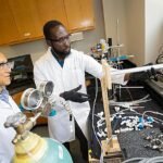 Biochar kan op natuurlijke wijze vervuiling van Georgia's wegen reinigen