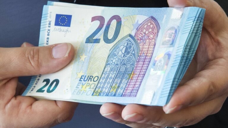 Cyprus: Gemiddeld maandsalaris van werknemers stijgt naar €2.500