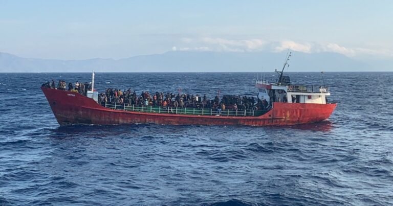 Griekenland stopt met de asielverwerking van migranten uit Noord-Afrika