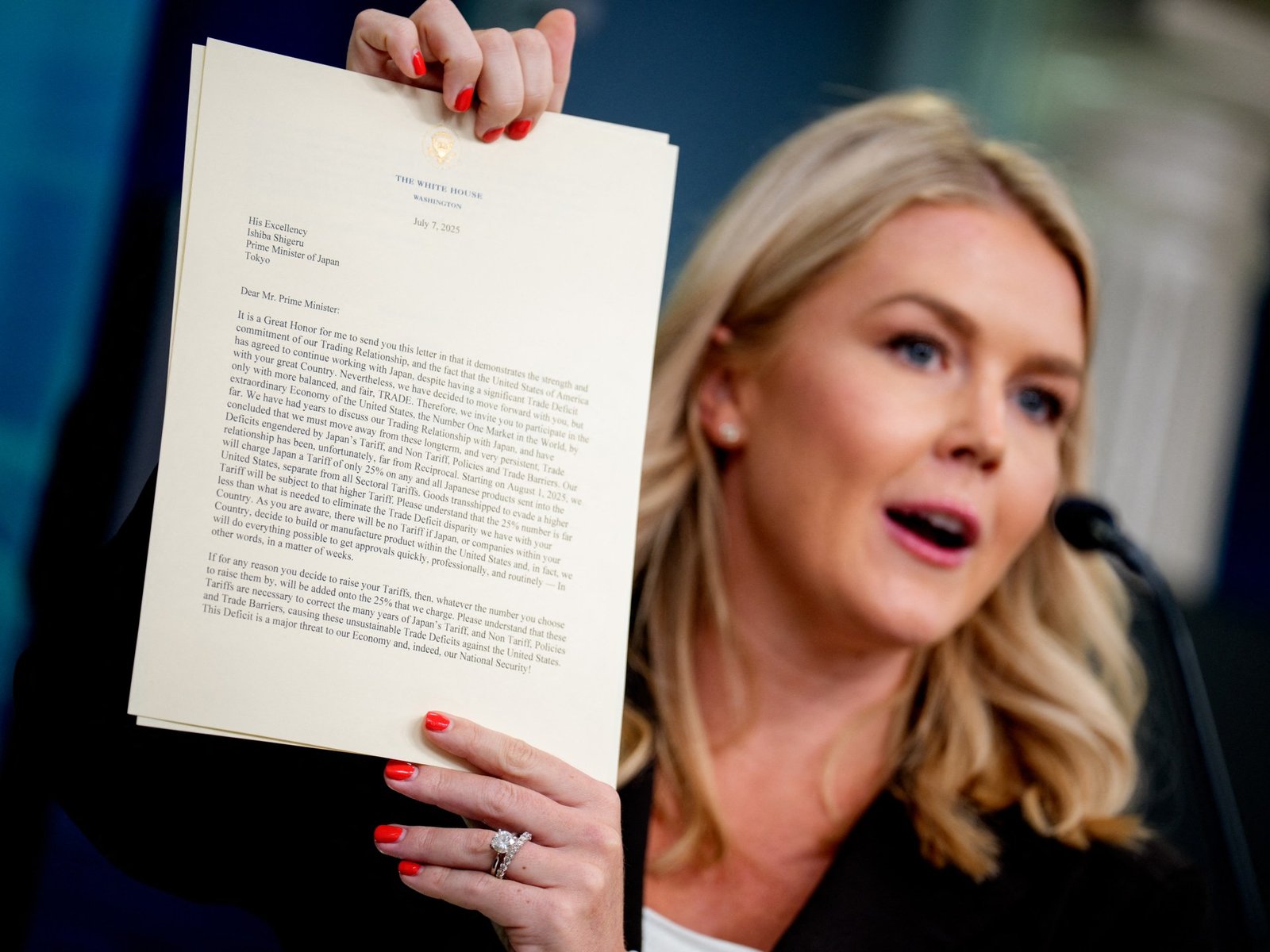 Nieuwe tarieven van Trump: Wie wordt getroffen, wat staat er op de agenda en hoe reageert de wereld?