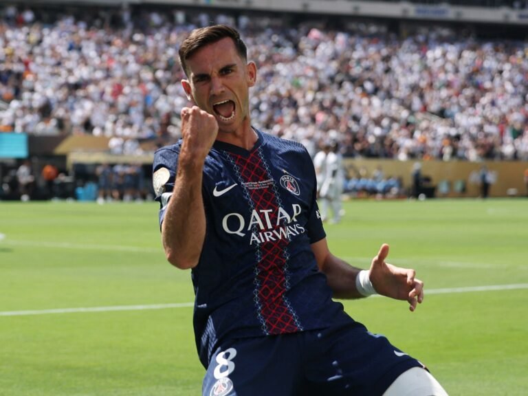 PSG Verslaat Real Madrid Met 4-0 en Bereikt de Finale van de FIFA Club World Cup