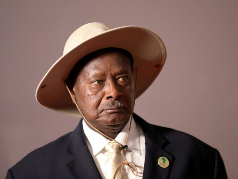 President Museveni van Oeganda bevestigt poging om bijna 40-jarige heerschappij te verlengen