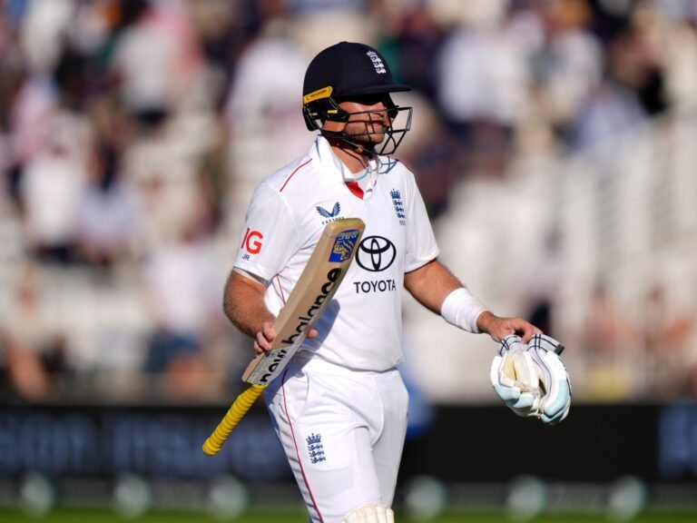 Root's 99 Houdt India Op Afstand Tijdens Eerste Dag Op Lord's