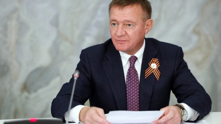 Rusland onderzoekt de dood van ex-minister na vondst lichaam uren na ontslag