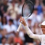 Sinner verslaat Djokovic en plaatst zich voor Wimbledon-finale tegen Alcaraz