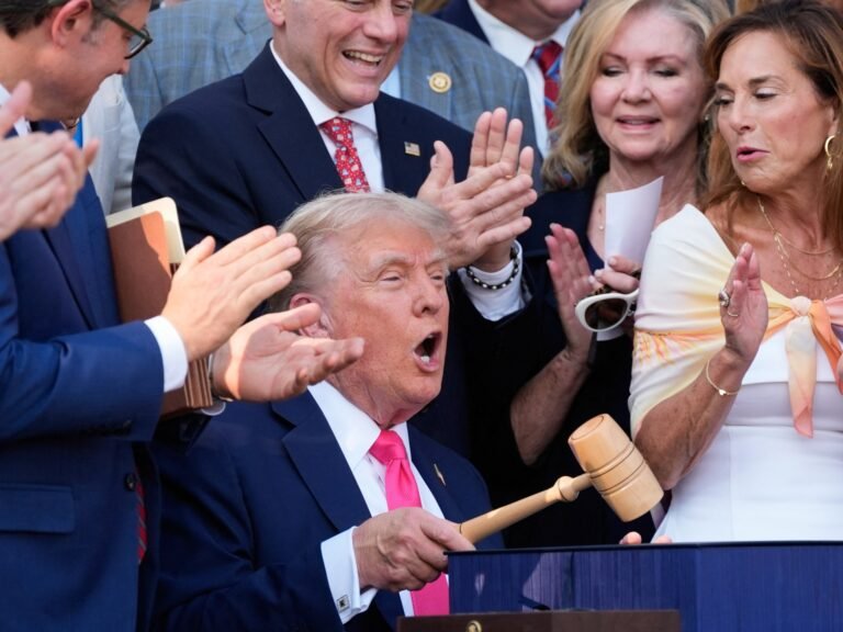 Trump Verhoogt de Oorlog Tegen Armoede tot Nieuwe Extremes