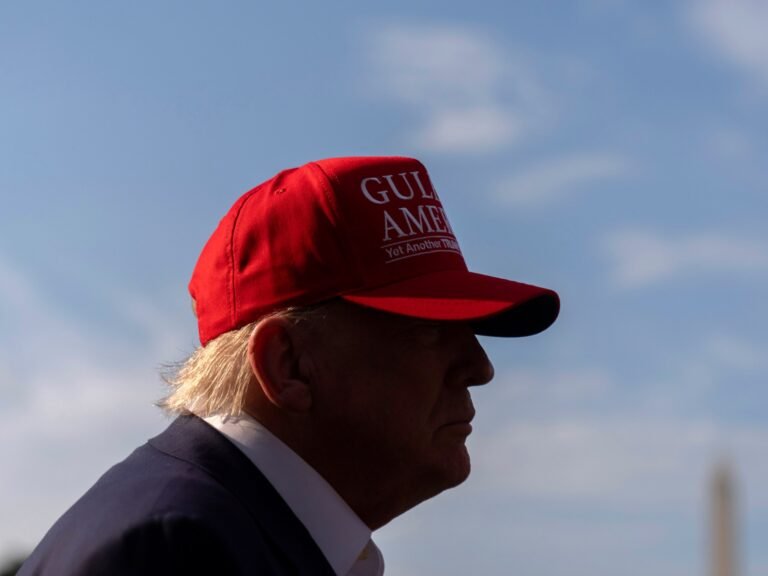 Trump Woedend Terwijl Rebel-Republikeinen Weigeren Grote Mooie Wet te Steunen