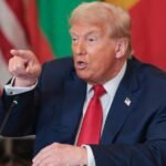 Trump bekritiseert voormalige FBI- en CIA-leiders te midden van berichten over strafrechtelijk onderzoek