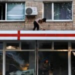 Trump's Laatste Wending in het Oekraïne-Rusland Conflict: Waarom Herstart de VS Wapenleveringen?