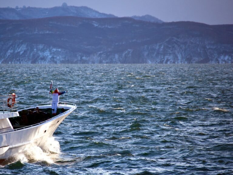 Tsunami Bedreiging Verleden na Grote Aardbevingen aan de Pacifische Kust van Rusland