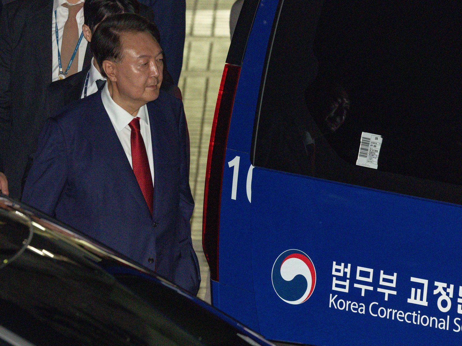 Voormalige president van Zuid-Korea opnieuw vastgehouden vanwege strijdwet