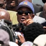 Zuid-Afrikaanse minister van Politie geschorst vanwege corruptie-accusaties