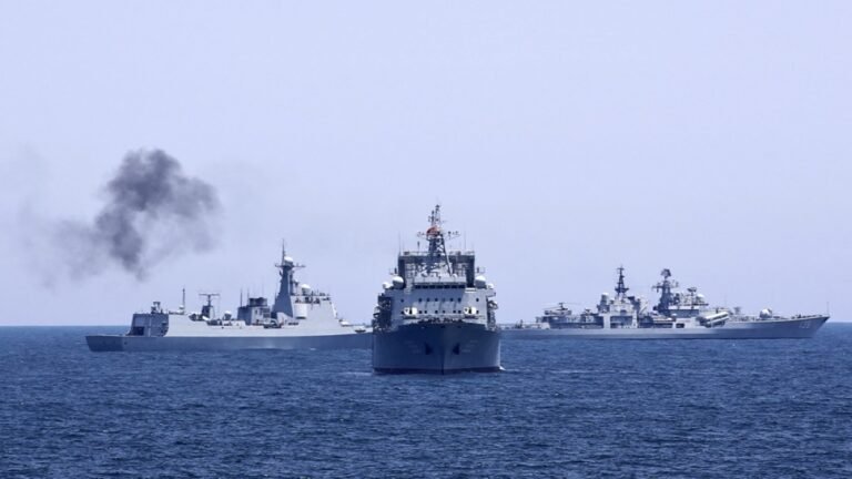 China en Rusland starten gezamenlijke militaire oefeningen in de Japanse Zee