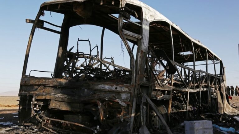 Doden bij busongeluk in Afghanistan stijgt naar 79, waaronder 19 kinderen