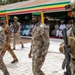 Frankrijk noemt arrestatie van ambassadewerknemer in Mali om coup-verdachten 'ongegrond'