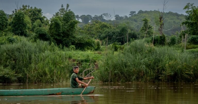 Gevaarlijke vervuiling van de Mekong-rivier door wetteloze mijnbouw in Myanmar