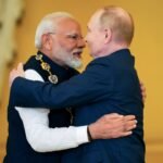 India's Aankopen van Russisch Olie 'Onacceptabel', Volgens Topadviseur van Trump