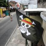 Indonesiërs Hijsen Anime Piratenvlag als Protest ter Viering van Onafhankelijkheid
