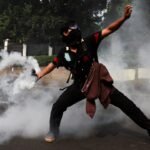 Indonesische politie in botsing met studenten die protesteren tegen het salaris van wetgevers