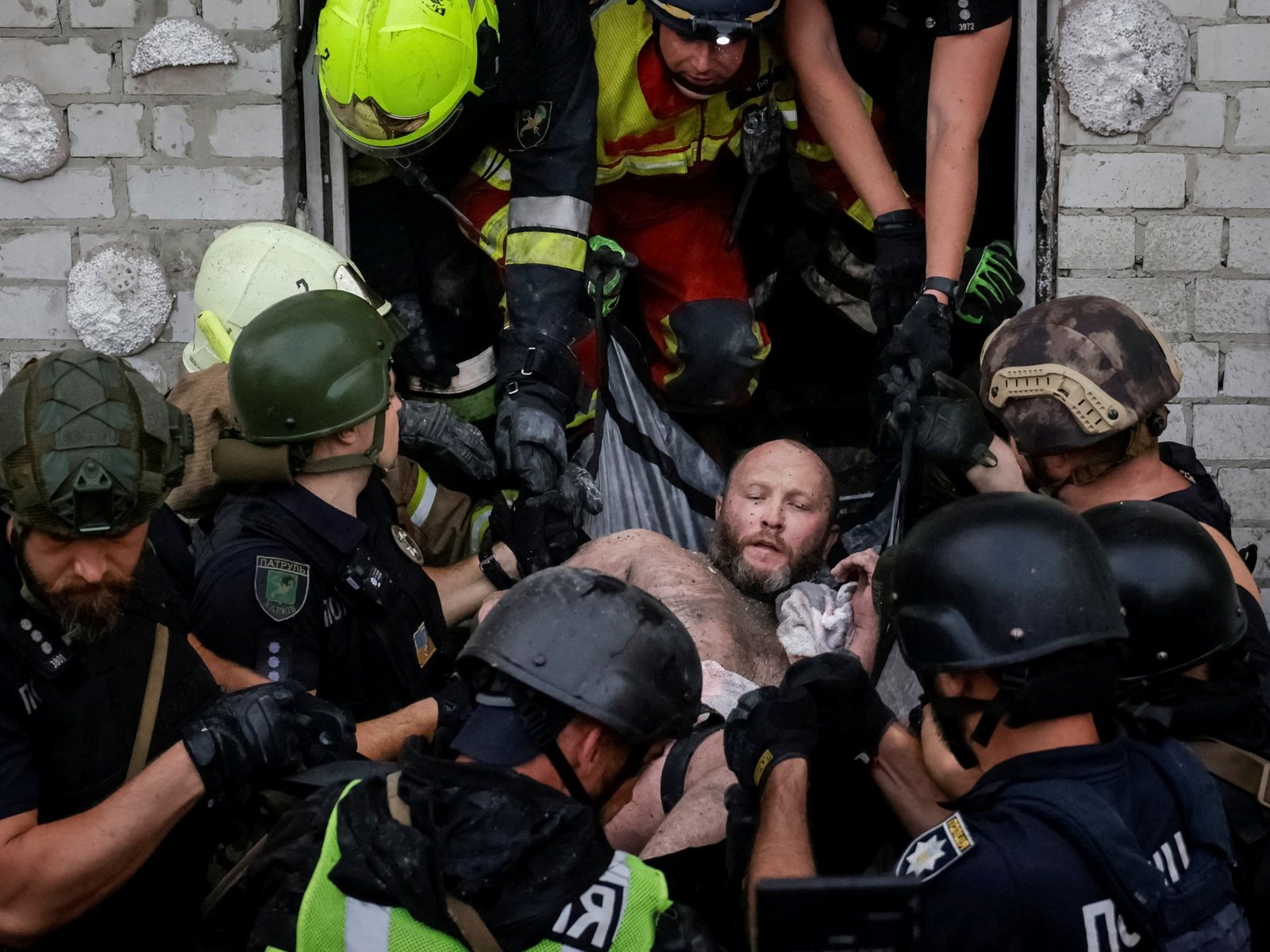 Is Oekraïne dichter bij vrede na de bijeenkomsten van Trump met Zelenskyy en Poetin?