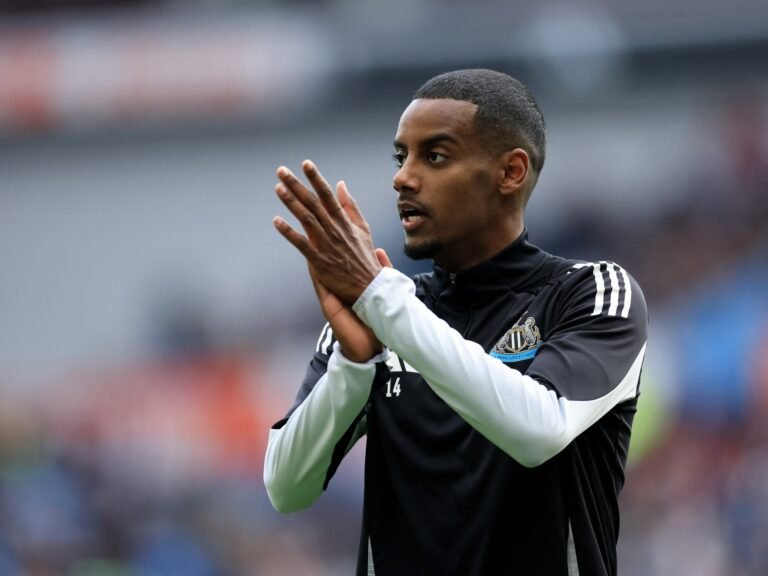 Isak's Verbinding met Liverpool Neemt Toe Te Midden van Aanwezigheidstekort bij Newcastle