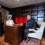 Kim Jong-un van Noord-Korea ziet toe op testafvuren van nieuwe luchtverdedigingsraketten