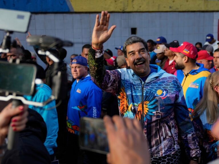 Maduro van Venezuela mobiliseert miljoenen milities door Amerikaanse 'dreigingen'