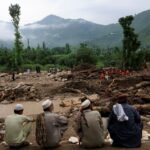 Minstens 337 doden door overstromingen in Pakistan, regering verdedigt noodrespons