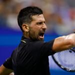 Novak Djokovic Strijdt om Tweede Ronde van de US Open te Bereiken