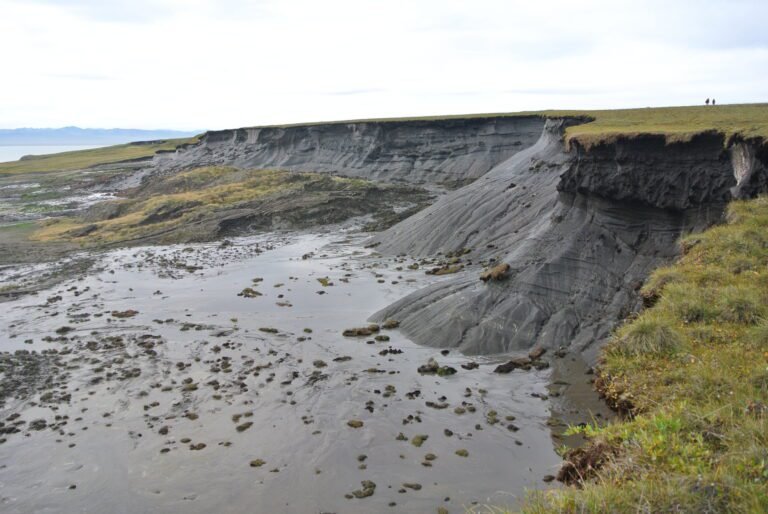 Ontdooiing van permafrost verhoogde koolstofdioxide-niveaus na de laatste ijstijd, blijkt uit onderzoek