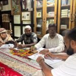 Onze Verhaal: Een Dag uit het Leven van een Handgeschreven Krant in Bangladesh