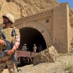 Pakistan meldt dat soldaten 33 strijders doden nabij de Afghaanse grens