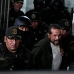 Rechter plaatst Boliviaanse politicus Luis Fernando Camacho onder huisarrest