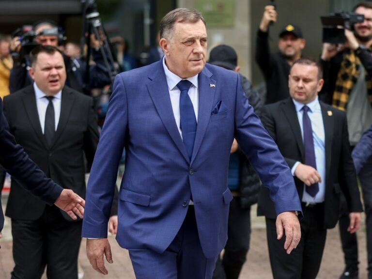 Separatistische Bosnische Servische leider Dodik Verwijderd uit Functie
