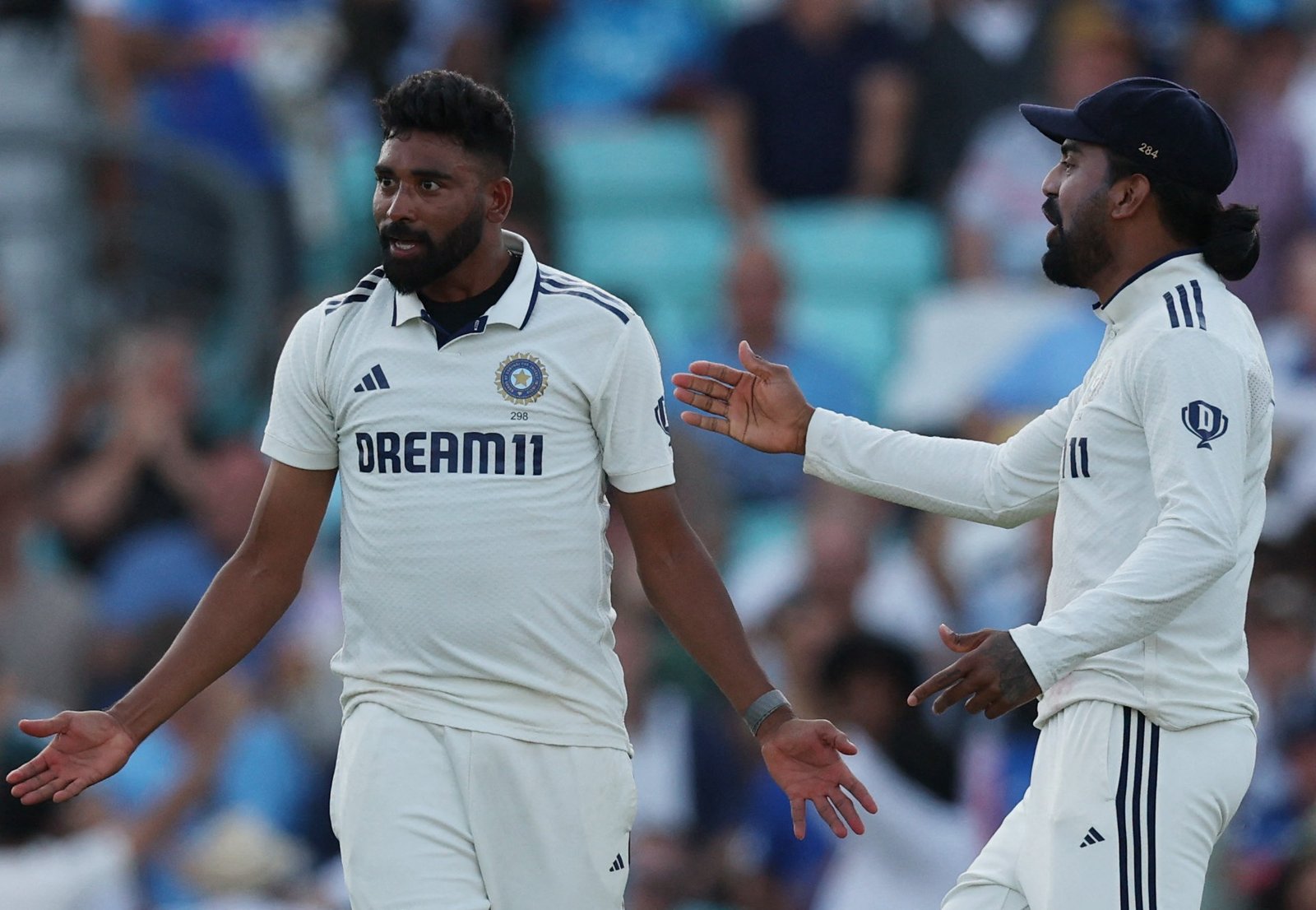 Siraj Presteert Na Jaiswal's Bijdrage voor India's Uitdagende Doelstelling Tegen Engeland