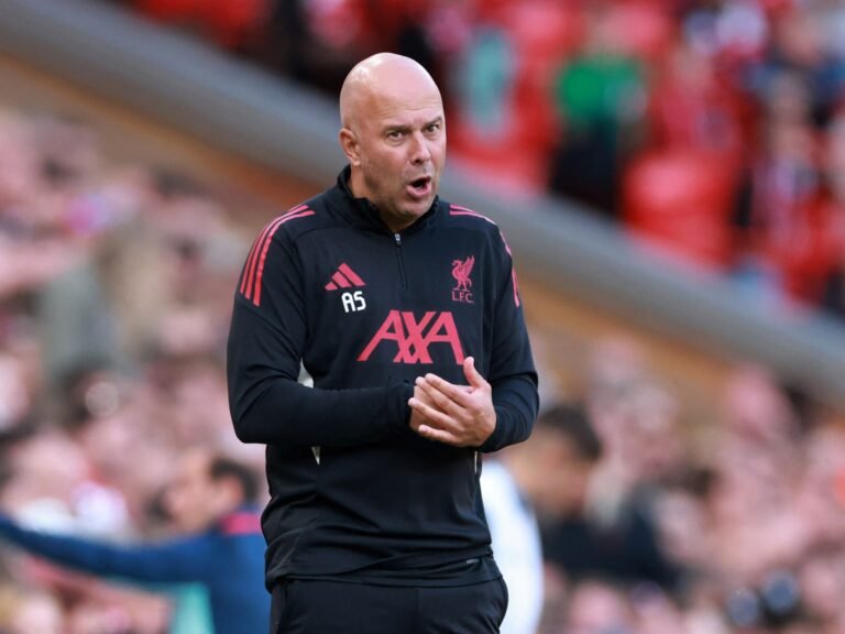 Slot van Liverpool waarschuwt Isak te midden van aanhoudende gevolgen voor Newcastle