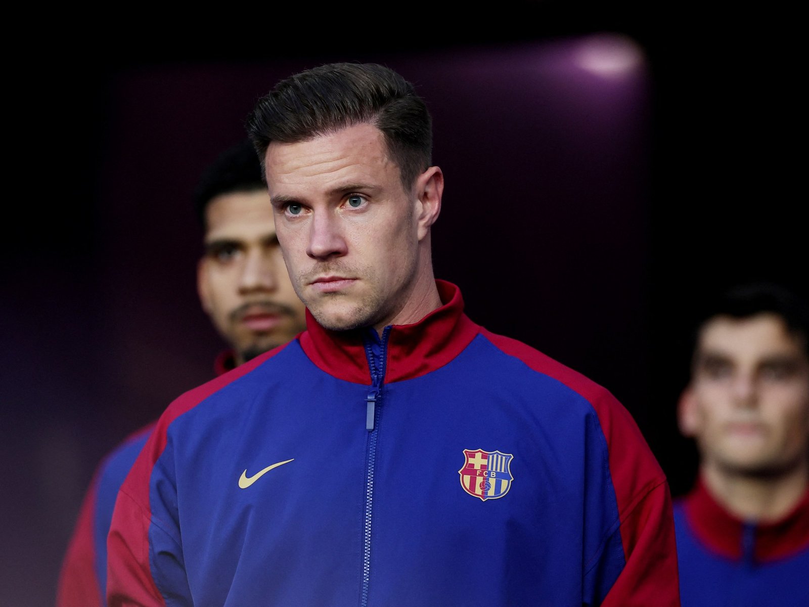 Ter Stegen verliest aanvoerderschap terwijl problemen voor Lewandowski aanhouden