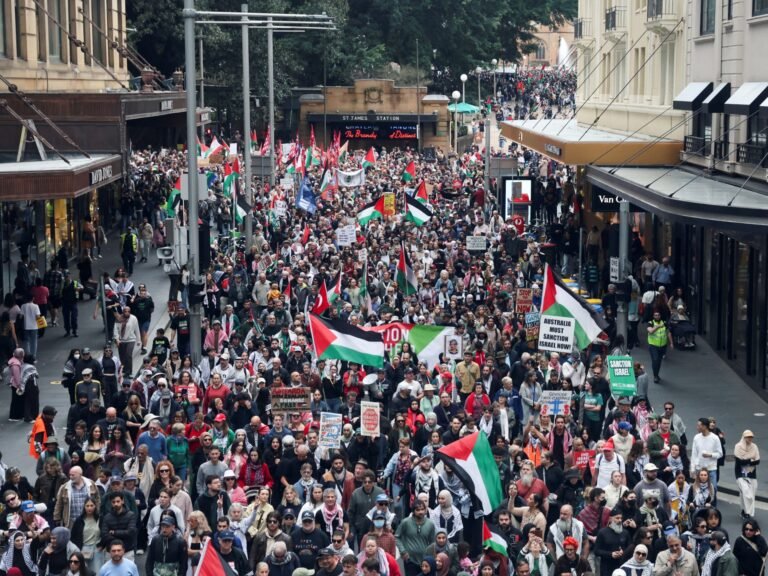 Tientallen duizenden marcheren wereldwijd ter ondersteuning van Palestijnen in Gaza