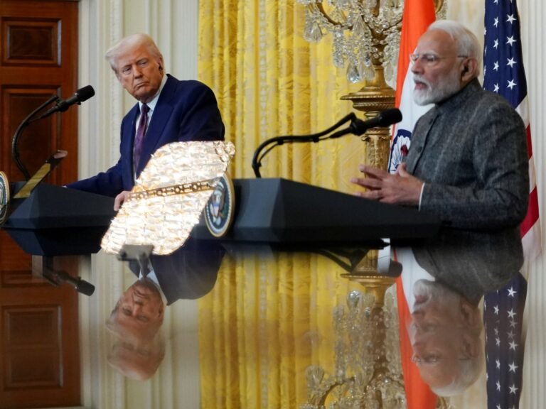 Trump belooft om Amerikaanse tarieven op India 'substantieel' te verhogen vanwege Russisch olie