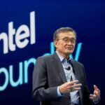 Trump roept CEO van techbedrijf Intel op om af te treden vanwege investeringen in China
