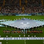 UEFA Ontplooit Banners met Gaza-berichten na Palestijnse Eerbetoon Controverse