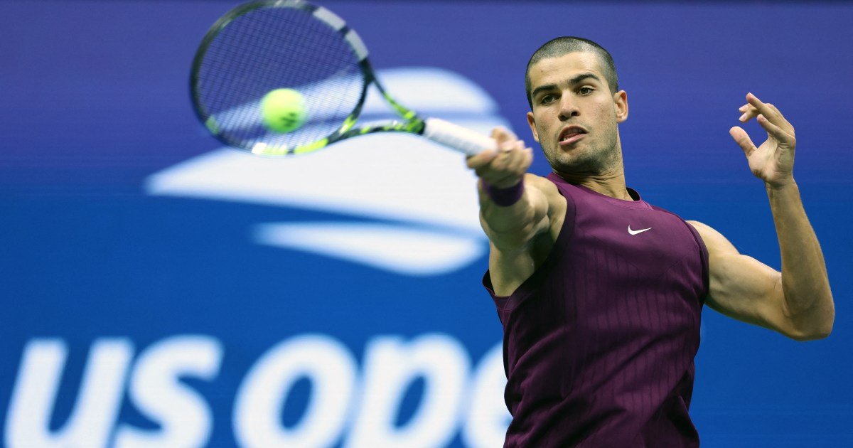 US Open Overwinningen Houden Alcaraz en Djokovic Op Koers Voor Halve Finale Clash